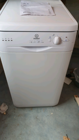indesit dfp58t96z